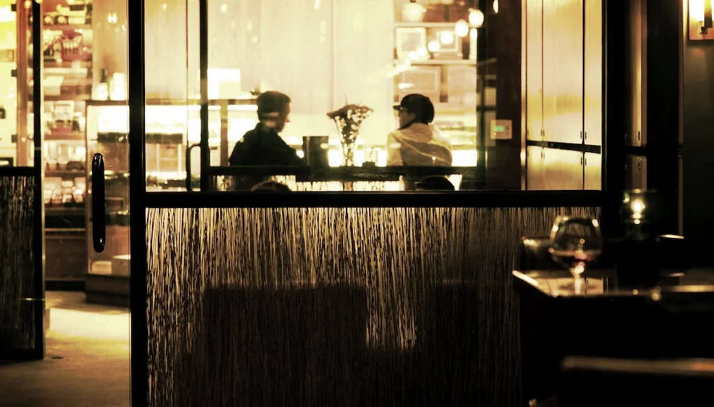 lounge_crop.jpg